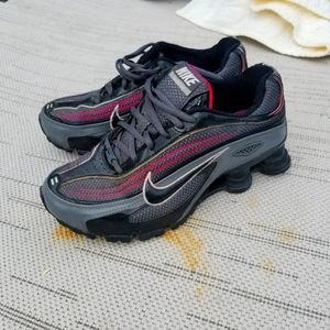Womens nike shox sz 7